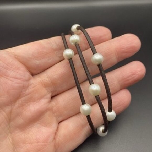 Genuine Pearl Leather Bracelet 7" Multi Strand Stainless Steel Push Lock Clasp - Picture 2 of 6